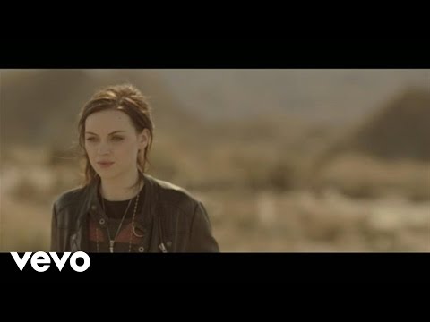 Youtube: Amy Macdonald - Slow It Down (Official Video)
