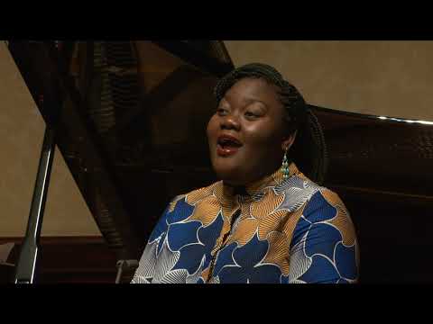 Youtube: Masabane Cecilia Rangwanasha & Simon Lepper - Spiritual, He's got the whole world in his hands