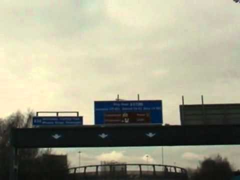 Youtube: Triangular UFO over Manchester