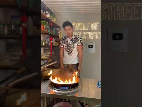 Youtube: WANN FÄNGT ÖL FEUER?🔥 #SHORTS #WOK #FEUER