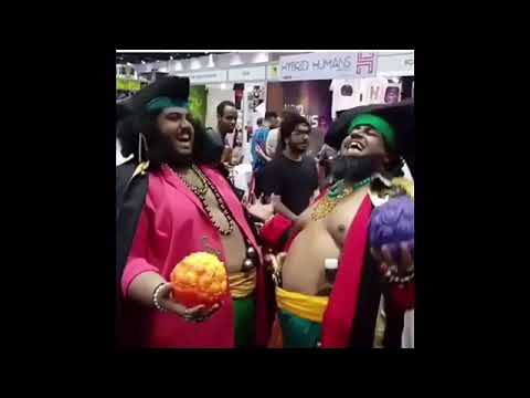 Youtube: When two AWESOME blackbeards cosplayers meet