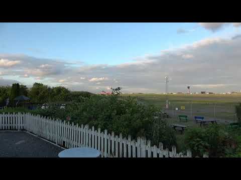 Youtube: Planespotting LIVE: Airport Copenhagen (CPH/EKCH), Denmark - First Visit