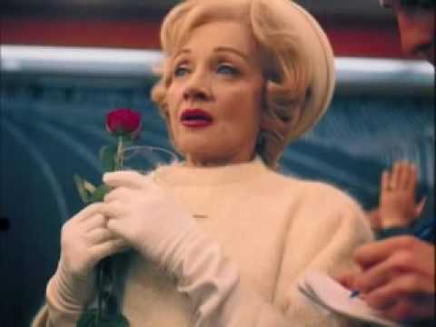 Youtube: Marlene Dietrich: Goddess in White