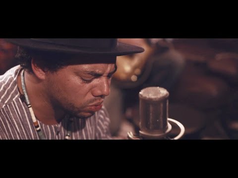 Youtube: Ben l'Oncle Soul « I've got you under my skin » (Frank Sinatra cover)