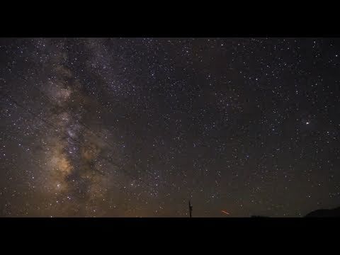 Youtube: Beauty of the Night Sky - Milky Way Time Lapse