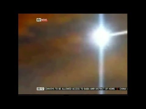 Youtube: Amazingly SLOW Fireball... Meteor? UFO Over the UK -  March 3, 2012