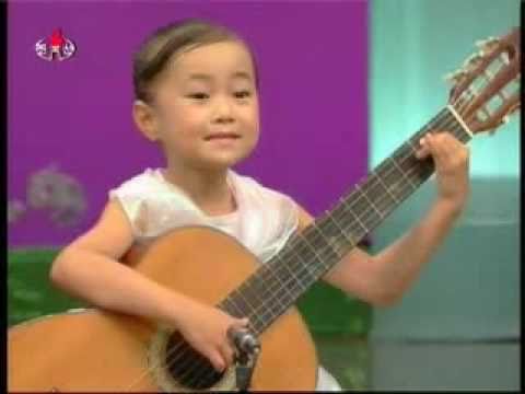 Youtube: [Guitar] Cha Sun Chong - 《우리 모두 친한동무》 {DPRK Music}