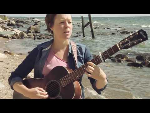 Youtube: Emily Barker - Nostalgia (Wallander version)