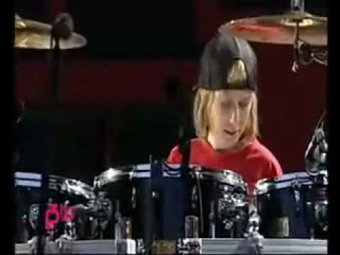 Youtube: Cavalera Conspiracy - Troops of Doom Igor MOTHERFUCKER Cavalera Jr﻿ in drums
