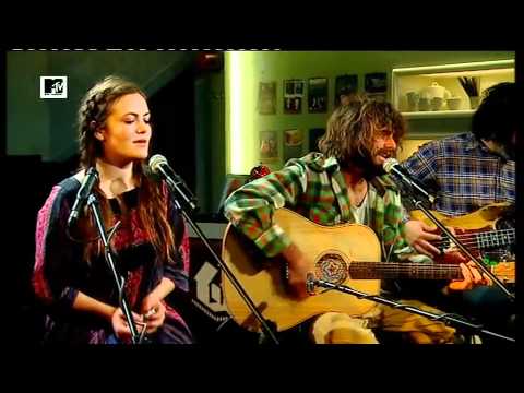 Youtube: Angus & Julia Stone - Big Jet Plane (MTV Home)