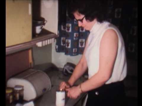 Youtube: Vater aufstehen - Super 8 Film von 1971