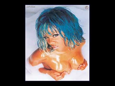 Youtube: Lil' Kim ft. Lil' Cease - Crush On You (HQ)
