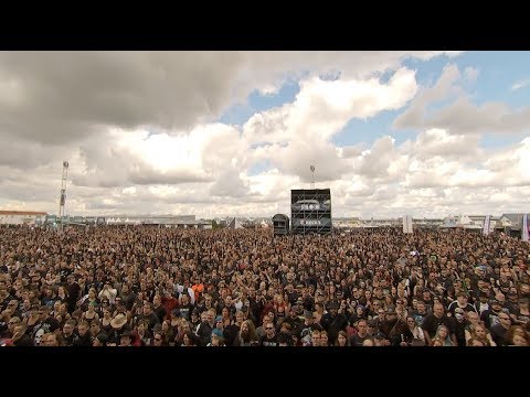 Youtube: Versengold - Haut mir kein' Stein (offizielles Live-Video) | Mera Luna 2017