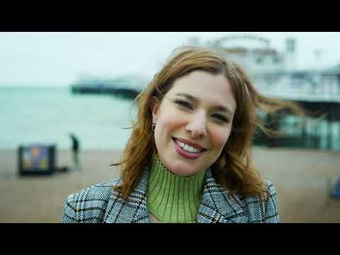 Youtube: Laura Wilde - Auf der Suche nach Dir (Offizielles Musikvideo)