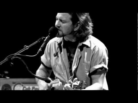 Youtube: Eddie Vedder - Hurt (NIN Cover)