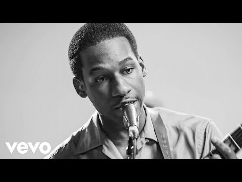 Youtube: Leon Bridges - Better Man (Official Video)