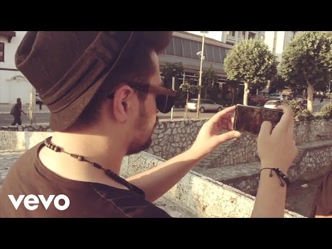 Youtube: Elvana Gjata - Love me (Official MobilePhoneVideo) ft. Bruno