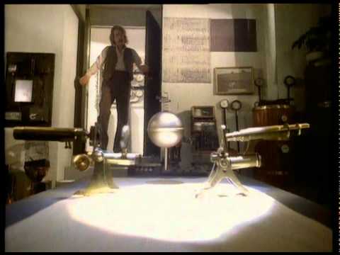 Youtube: Kate Bush - Cloudbusting - Official Music Video