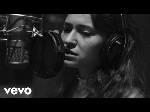 Youtube: Lauren Daigle - Have Yourself A Merry Little Christmas