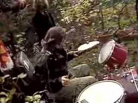 Youtube: Dinosaur Jr. - Freak Scene