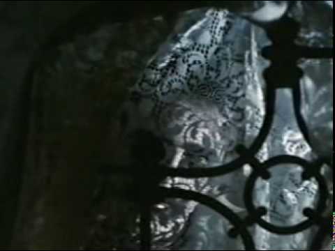 Youtube: the cure - lullaby