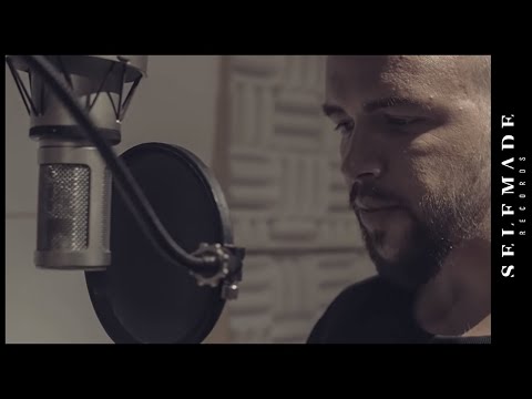 Youtube: Kollegah - Keine neuen Freunde (prod. von Alexis Troy) (Official HD Video)