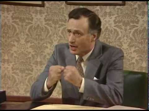 Youtube: Yes Minister - An appalling view on Euro Nationalism
