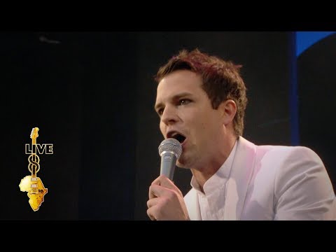 Youtube: The Killers - All These Things That I've Done (Live 8 2005)