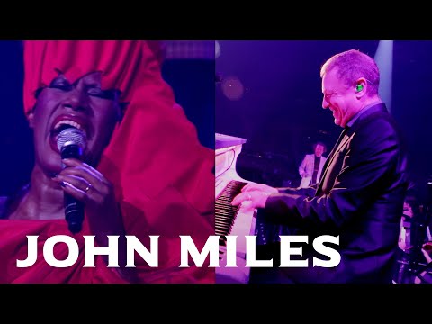 Youtube: John Miles & Grace Jones - La vie en rose (Night Of The Proms - Belgium, 2010)