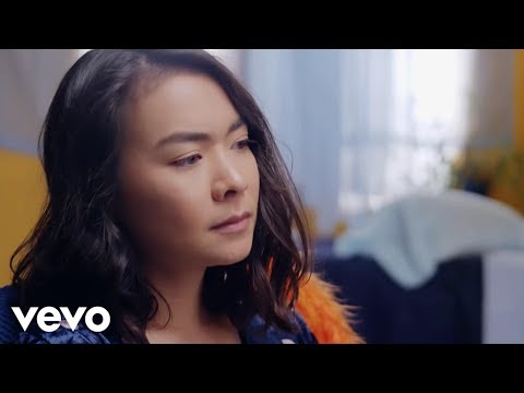 Youtube: Mitski - Nobody (Official Video)