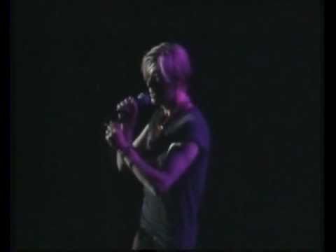 Youtube: DAVID BOWIE - LOVING THE ALIEN - LIVE ROTTERDAM 2003 - A REALITY TOUR