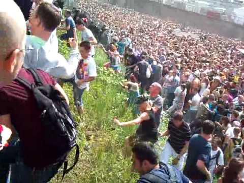 Youtube: LoveParade 2010 überfüllte Rampe Massenandrang Death Parade 15:35 Uhr