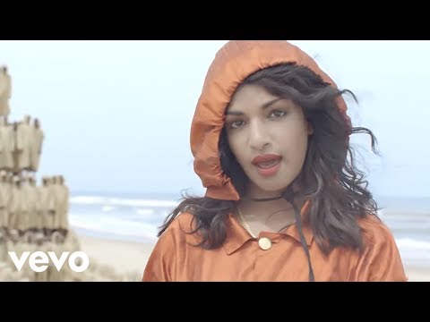 Youtube: M.I.A. - Borders