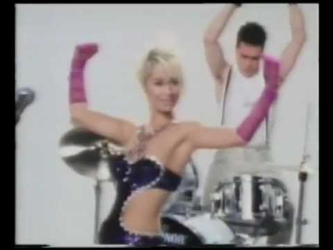 Youtube: Transvision Vamp - Baby I Don't Care (1989)