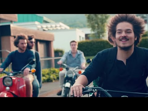 Youtube: Milky Chance - Flashed Junk Mind (Official Video)