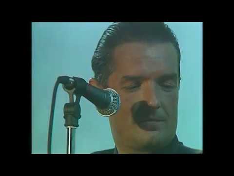 Youtube: Falco - Nachtflug (10. Donauinselfest 1993)
