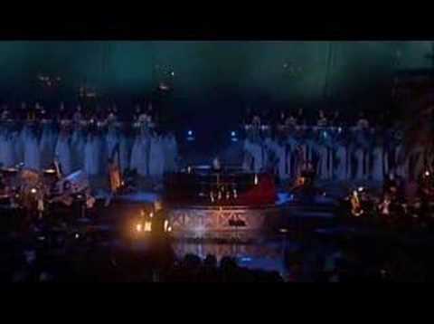 Youtube: Chariots Of Fire (live at the Mythodea Concert) - Vangelis