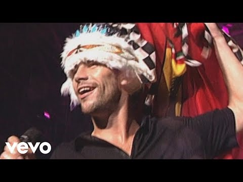 Youtube: Jamiroquai - Bad Girls / Singin' in the Rain (Live in Verona)