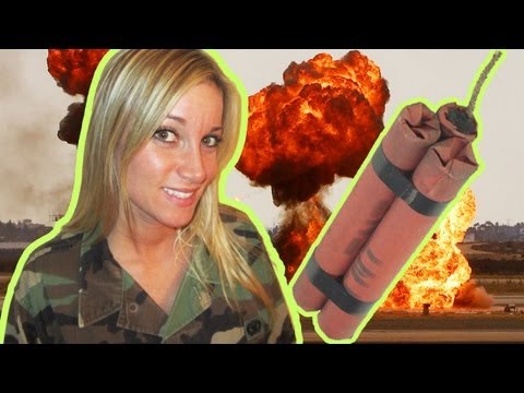 Youtube: FIRECRACKER BATTLEFIELD PRANK!