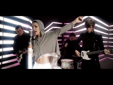 Youtube: Frida Gold - Zeig mir wie Du tanzt (Official Music Video)