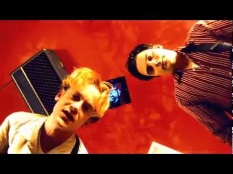 Youtube: Fountains Of Wayne - Radiation Vibe (Official Music Video)