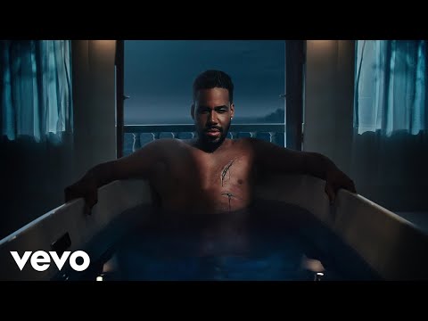 Youtube: Romeo Santos - Sus Huellas (Official Video)