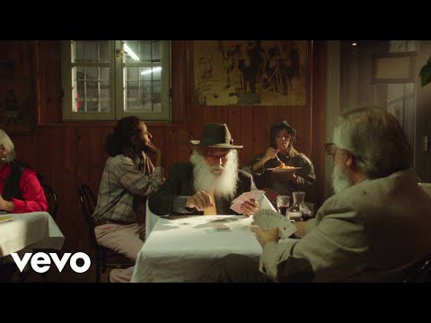 Youtube: Lucio Corsi - Notte di Natale (Lyric Video)