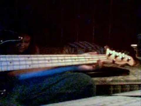 Youtube: Drunken Sailor on Bass Guitar