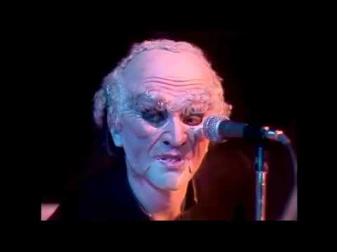 Youtube: GENESIS "The Musical box" Video: Live concert 1973. Audio: "Nursery Cryme" (reconstruction)