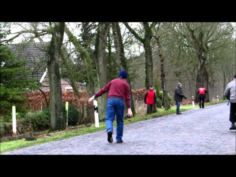 Youtube: Ostfriesischer Lieblingssport Boßeln Weihnachtsboßeln - East Frisian Favorite sport Boseling Xmas