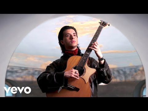 Youtube: Marcin - Mozart Requiem on One Guitar (Official Video)