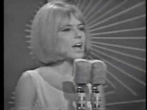 Youtube: France Gall - Poupee De Cire, Poupee De Son (1965)