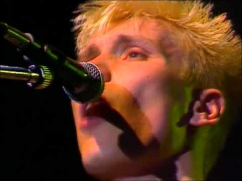 Youtube: Die Ärzte - Zu spät ( Die Beste Band der Welt ... und zwar Live 15 )