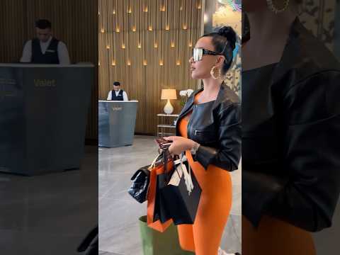 Youtube: 👸🏽 in Dubai Mall #dubai #luxury #shopping #fashion #fyp #bts #trending